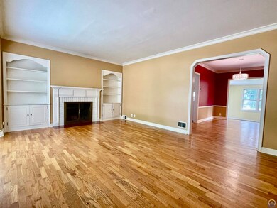 2030 SW Collins Ave, Topeka, KS 66604 - photo 4