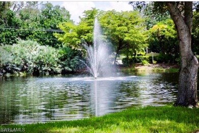 370 Emerald Bay Cir unit N8, Naples, FL 34110 - photo 3