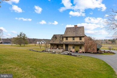 3502 Meadow View Rd, Manheim, PA 17545 - photo 2