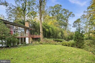 7721 Tauxemont Rd, Alexandria, VA 22308 - photo 4