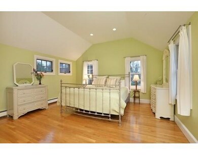 12 Blithedale St, Newtonville, MA 02460 - photo 6