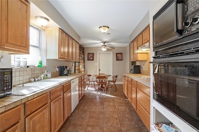 811 Lake Arthur Ct, Slidell, LA 70461 - photo 5