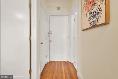 2032 Belmont Rd NW unit 506, Washington, DC 20009 - photo 6