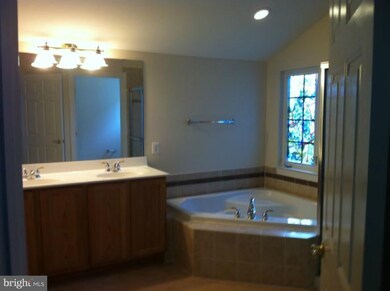 15520 Glastonbury Way, Upper Marlboro, MD 20774 - photo 7