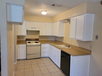 7721 Brandi Place, North Richland Hills, TX 76182 - photo 3