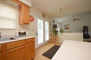 Kitchen (3)