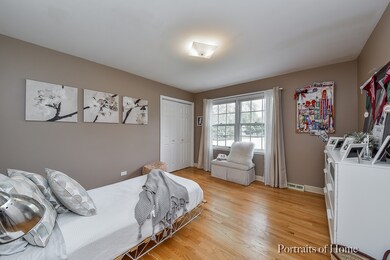 222 W Elm St, Wheaton, IL 60189 - photo 7