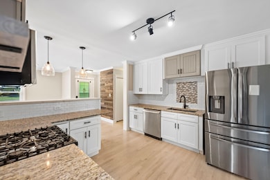 9186 W Springhill Dr, Saint John, IN 46373 - photo 5