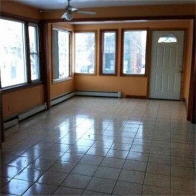 15 Prew Ave, Holyoke, MA 01040 - photo 4