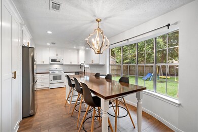 16314 Oxnard Ln, Friendswood, TX 77546 - photo 5