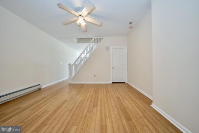 341 Spring Mill Ave, Conshohocken, PA 19428 - photo 4