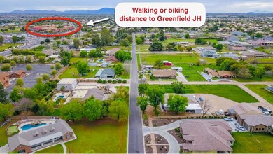 Walking distance to Greenfield JH