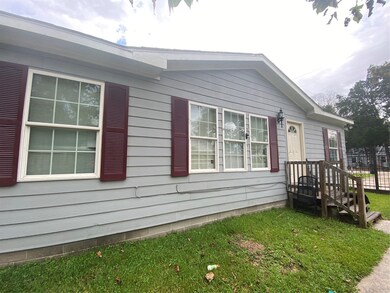 8901 Spaulding St, Houston, TX 77016 - photo 6
