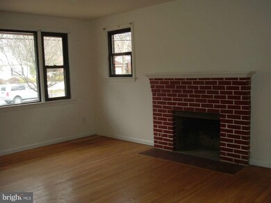 5209 Wheeler Rd, Oxon Hill, MD 20745 - photo 3