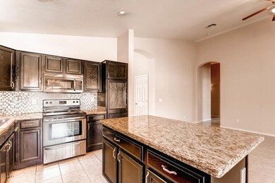Kitchen 4
