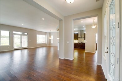 8437 Camano Loop NE unit 4, Lacey, WA 98516 - photo 5