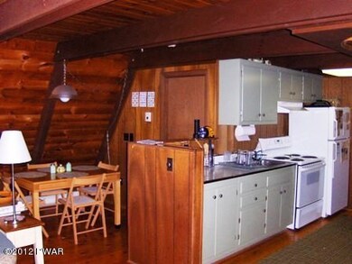 803 Tanager Ct, Hawley, PA 18428 - photo 6