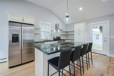 101 Grosvenor Ave, Pawtucket, RI 02860 - photo 7