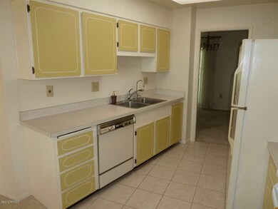 10029 W Highwood Ln unit 42, Sun City, AZ 85373 - photo 6