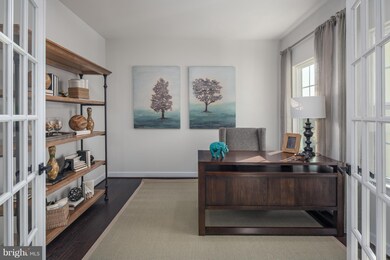 1414 Pedigree St, Frederick, MD 21702 - photo 5