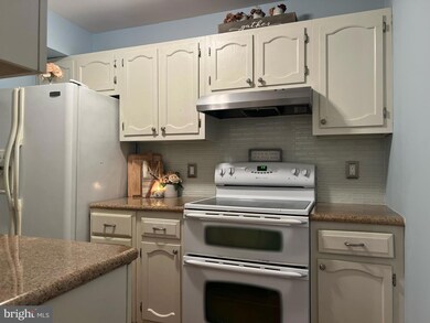 8 Oliver Wolcott Bldg, Blackwood, NJ 08012 - photo 6