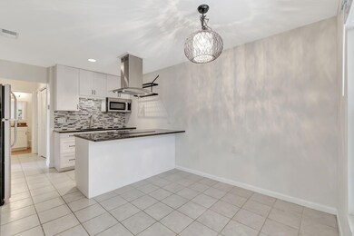 309 NE 7th Ave unit B, Delray Beach, FL 33483 - photo 5
