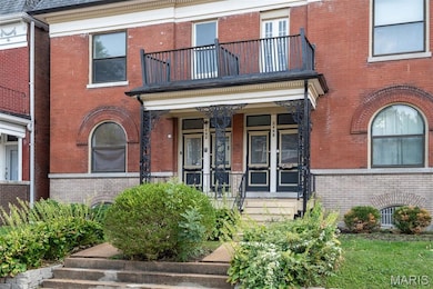 4220-4222 Cleveland Ave, St. Louis, MO 63110 - photo 2