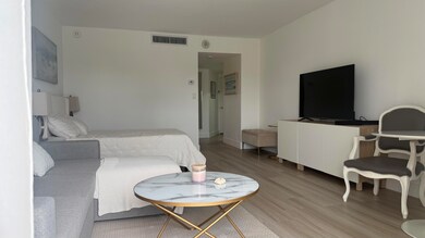 Portofino North unit 313, West Palm Beach, FL 33407 - photo 5