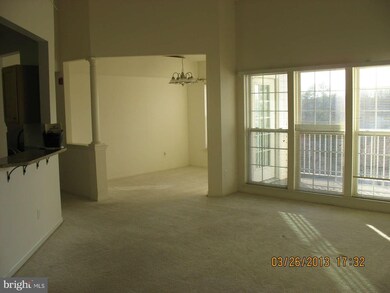 2406 Chestnut Terrace Ct unit 302, Odenton, MD 21113 - photo 4