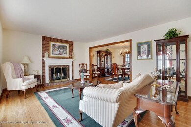 041_mjb00436-mjb00440