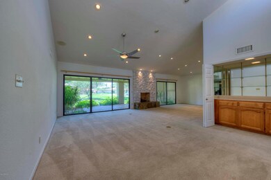 004_Great Room and Wet Bar