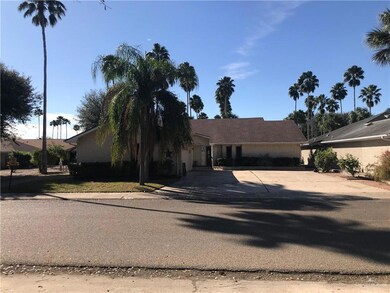 413 Country Club Dr, Alamo, TX 78516 - photo 3