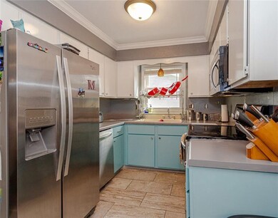 823 E 19th St N, Newton, IA 50208 - photo 4