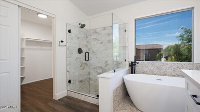 34-Master Bath-1-2