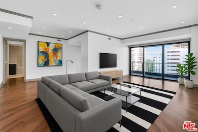 Blair House unit 1005, Los Angeles, CA 90024 - photo 2