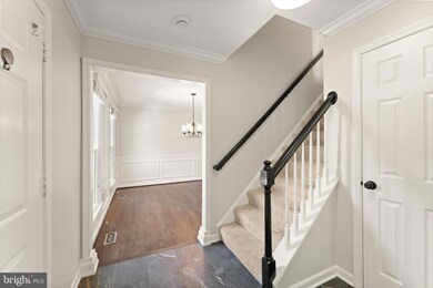 2082 Cobblestone Ln, Reston, VA 20191 - photo 7