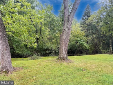 1101 Dead Run Dr, McLean, VA 22101 - photo 2