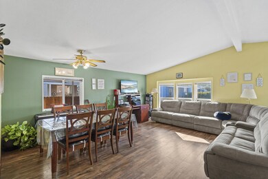 10_1570 s. peach steet, 90 - 10