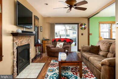 18 N Warner St, Woodbury, NJ 08096 - photo 6