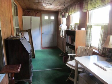 Enclosed 3 season porch