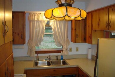 515 Deery St, Shelbyville, TN 37160 - photo 5