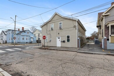 47 Burnside St, Providence, RI 02905 - photo 4