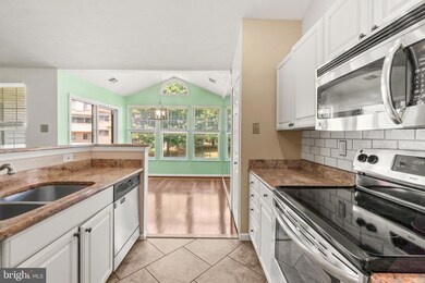 8009 Township Dr unit L, Owings Mills, MD 21117 - photo 7