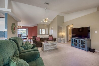 02.00_LivingRoom_DCS_4662__MIN-HDR__2