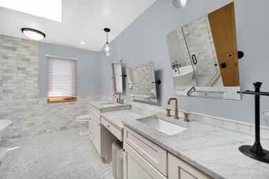 142 N Caroline Ave, Elmhurst, IL 60126 - photo 7