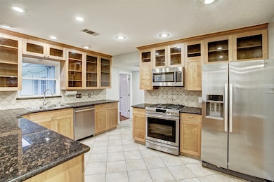 2011 Libbey Dr, Houston, TX 77018 - photo 5