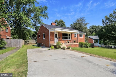 810 Hayward Ave, Takoma Park, MD 20912 - photo 3