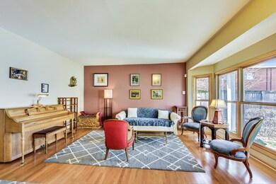 166 E Lake St unit E, Elmhurst, IL 60126 - photo 5