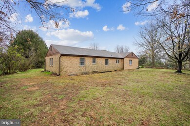 10634 Hesperian Dr, Laurel, MD 20723 - photo 4