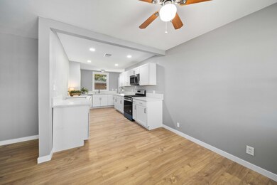 2014 Panamint St, Mojave, CA 93501 - photo 6